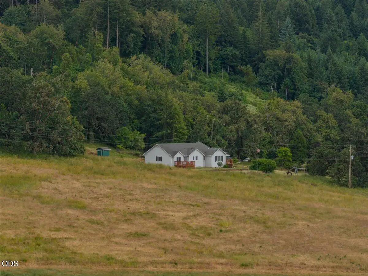 38289 S Ruby Loop, Scio, OR 97374 - #1
