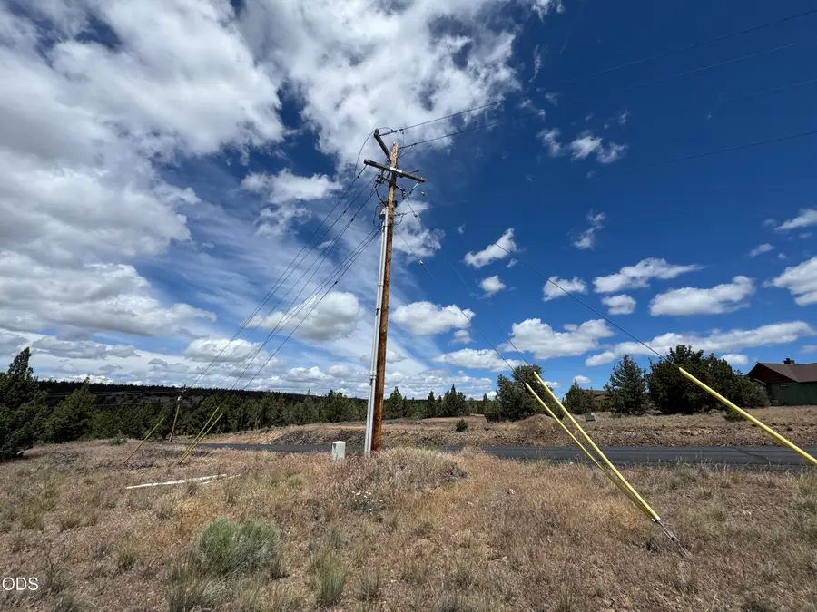 SE Texas Circle #52, Prineville, OR 97754 - #3