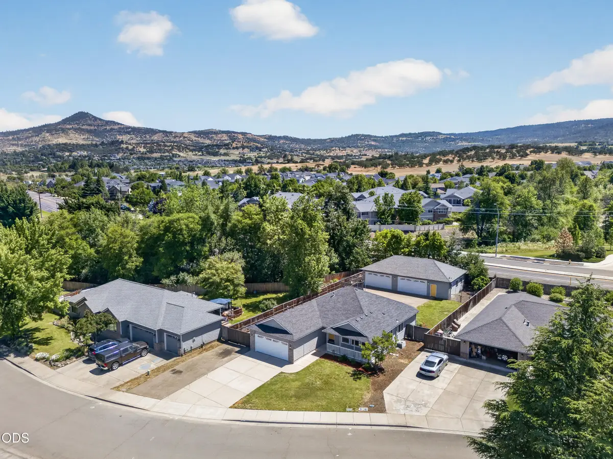 1397 Larson Creek Drive, Medford, OR 97504 - #1