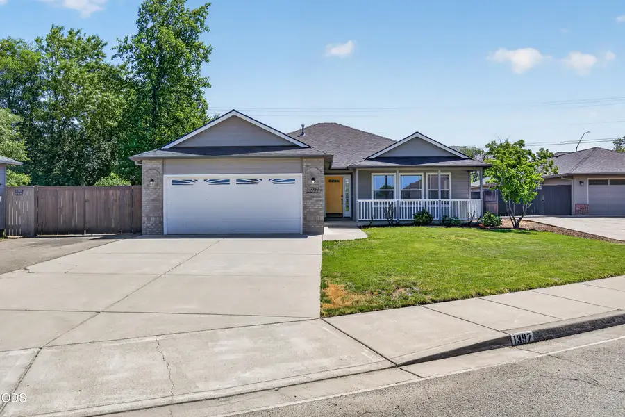 1397 Larson Creek Drive, Medford, OR 97504 - #2
