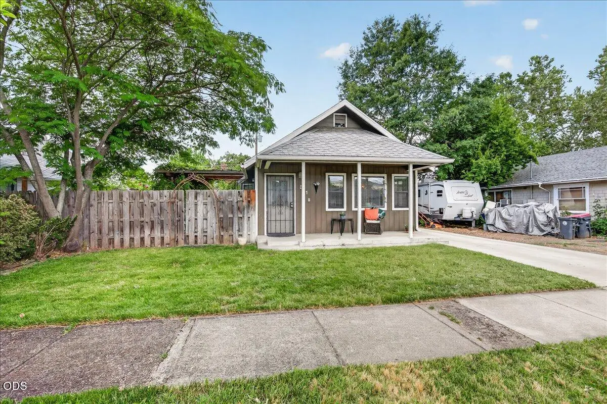 331 Mae Street, Medford, OR 97504 - #1