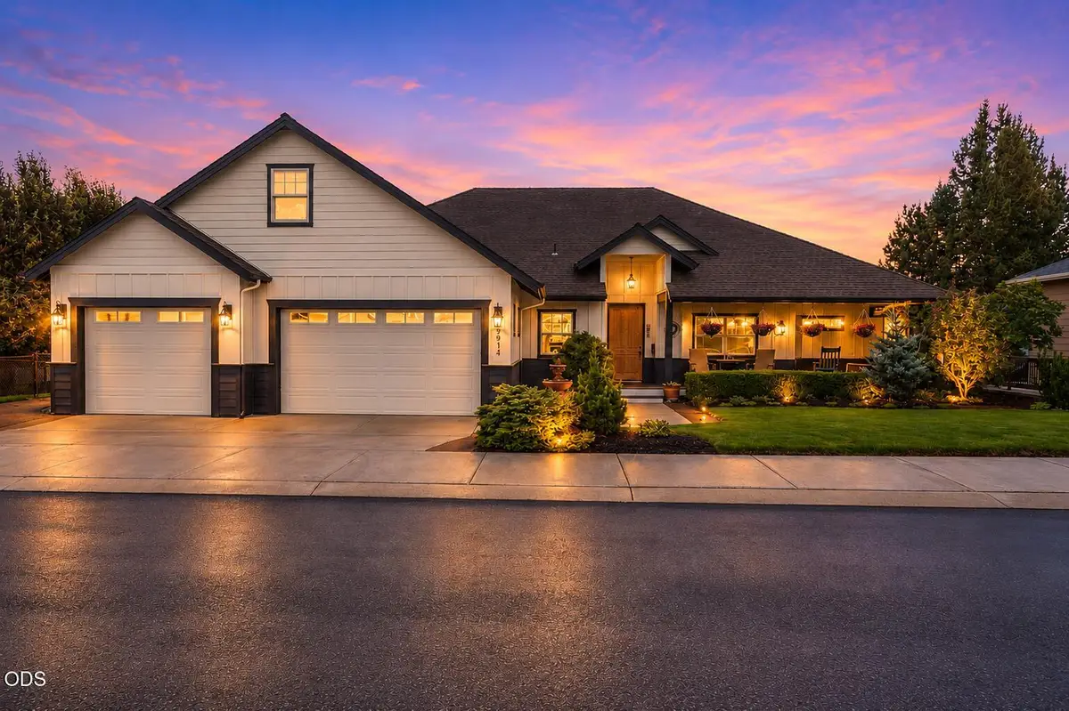 3914 SW Tommy Armour Lane, Redmond, OR 97756 - #1