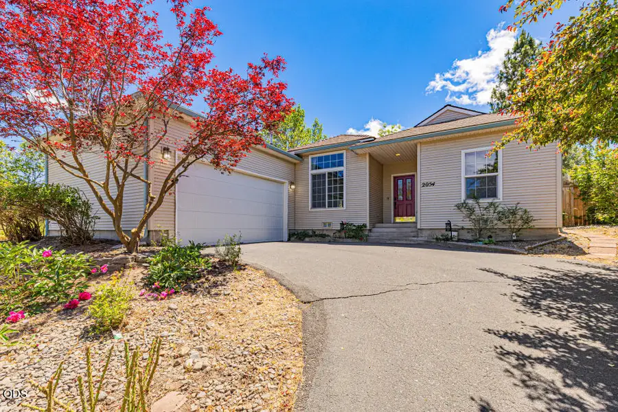 2054 California Avenue, Klamath Falls, OR 97601 - #2