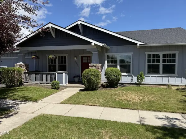61198 Brookhollow Drive, Bend, OR 97702