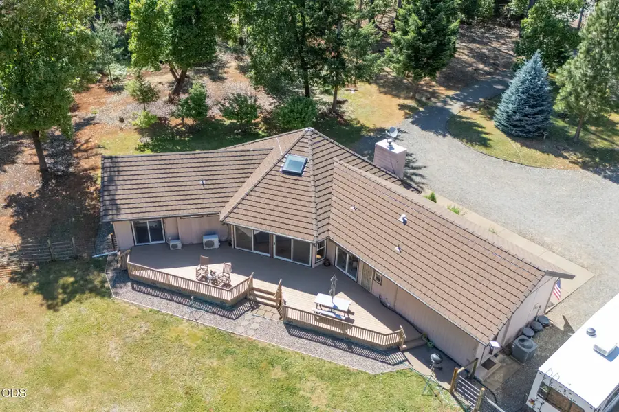 1133 Idlewild Drive, Cave Junction, OR 97523 - #2