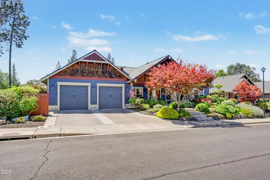 225 Echo Way, Eagle Point, OR 97524 - #2