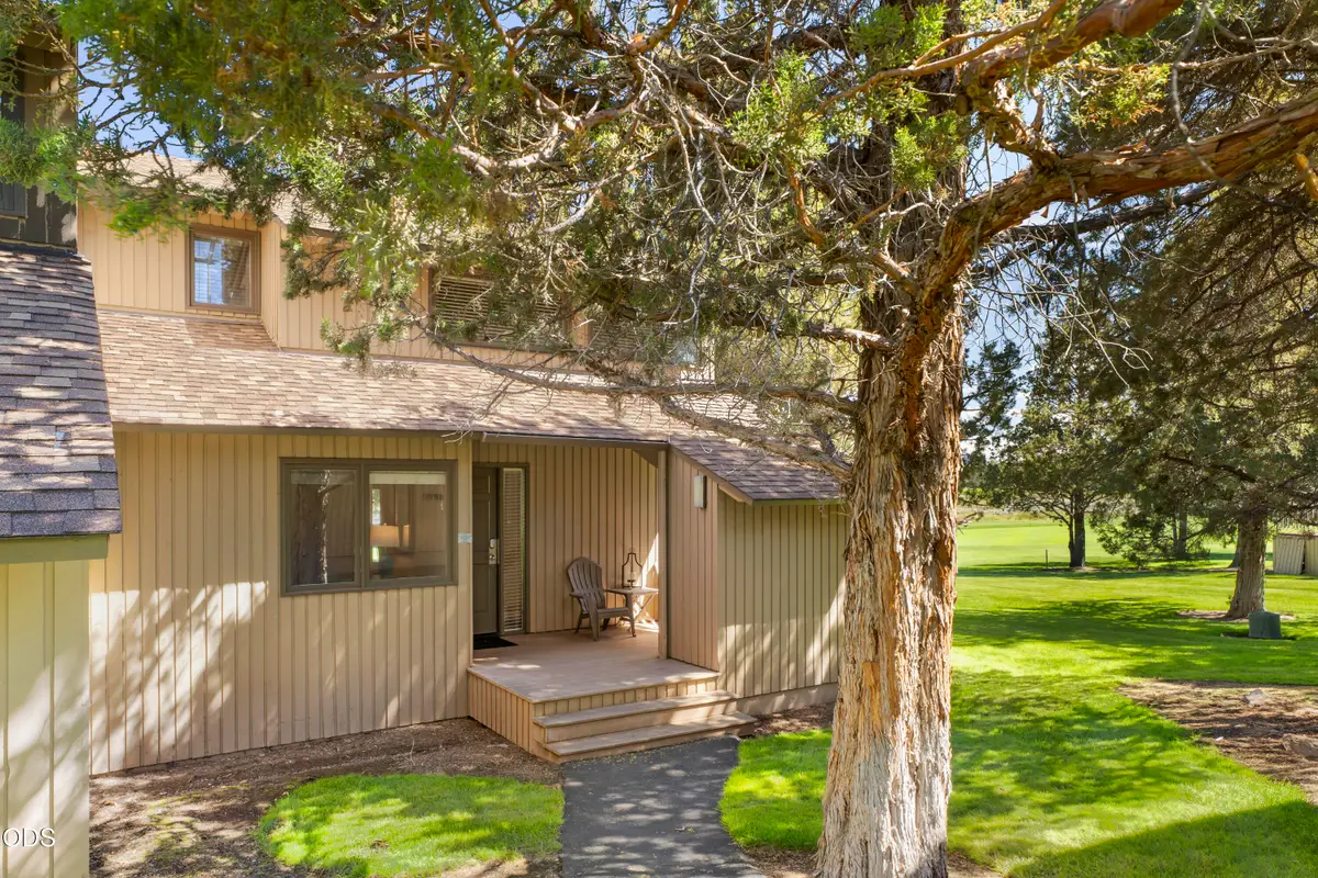 6969 Robin Court, Redmond, OR 97756 - #1