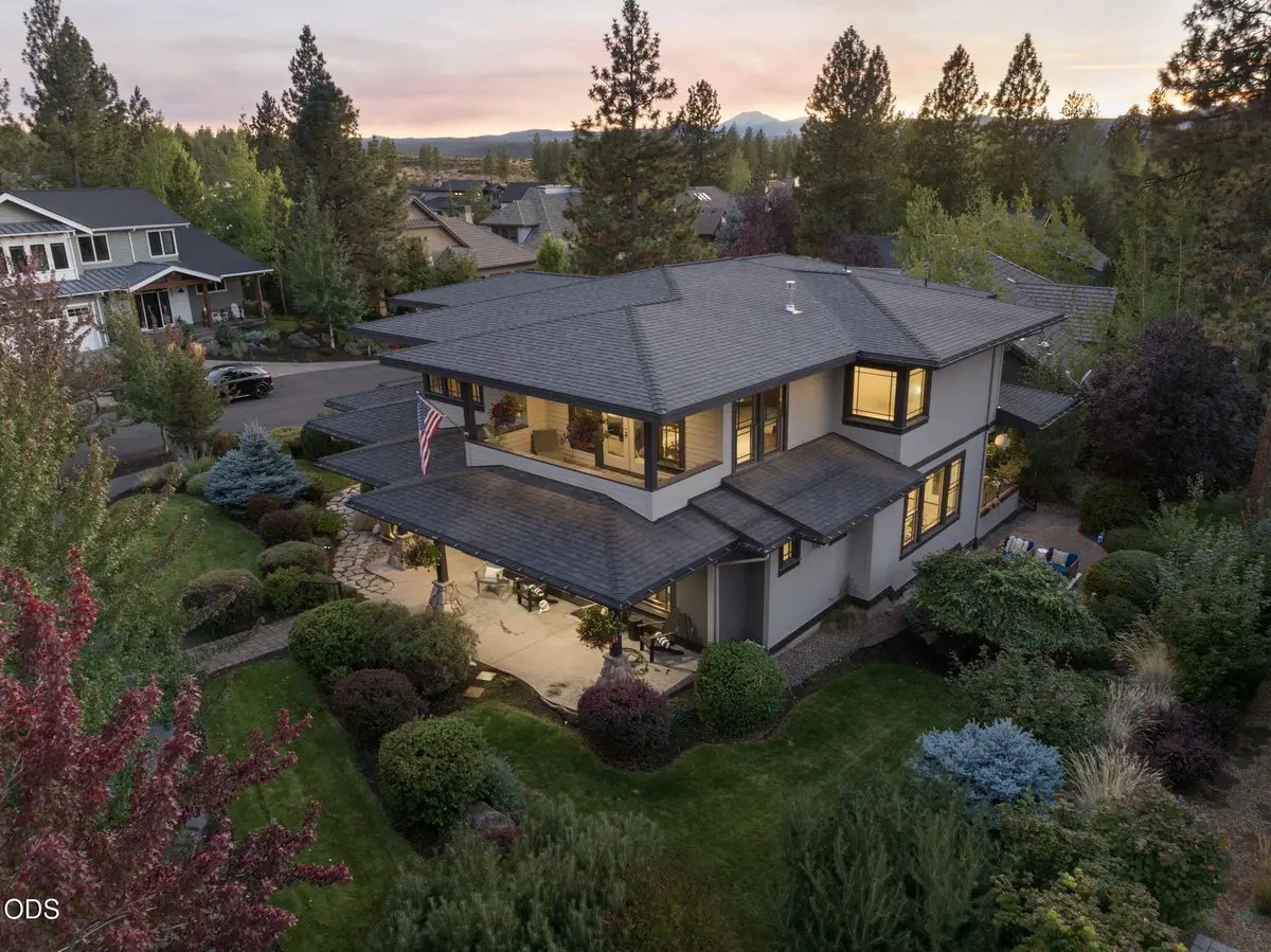19062 Mt Mcloughlin Lane, Bend, OR 97703 - #1