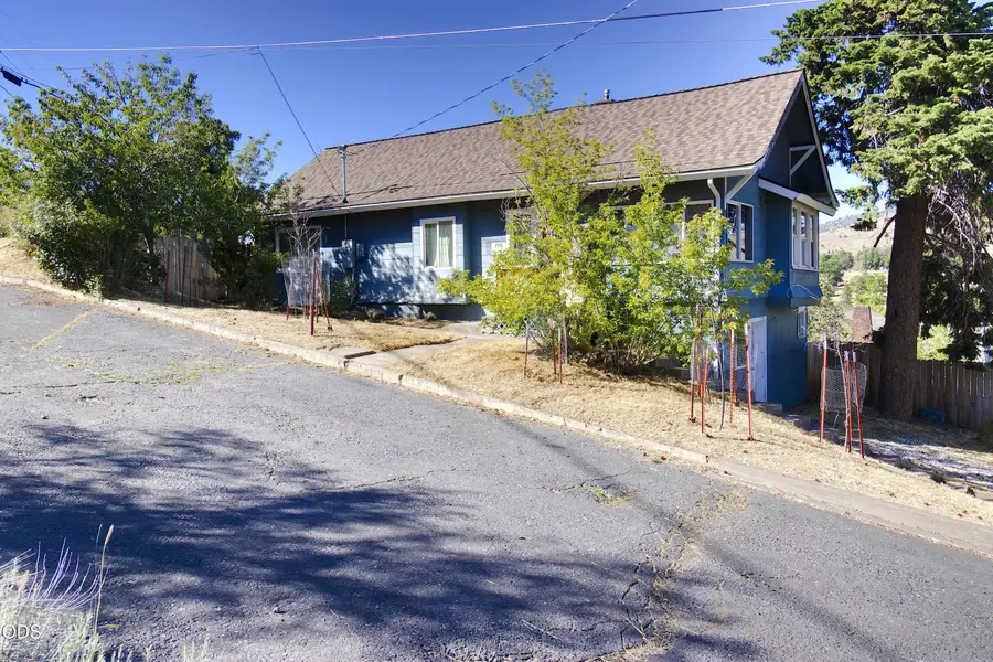 705 N 8th, Klamath Falls, OR 97601 - #3