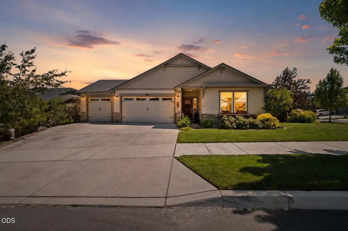 2462 SW 43rd Place, Redmond, OR 97756 - #1