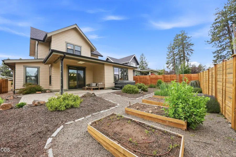 20042 SW Sunny Way, Bend, OR 97702 - #2