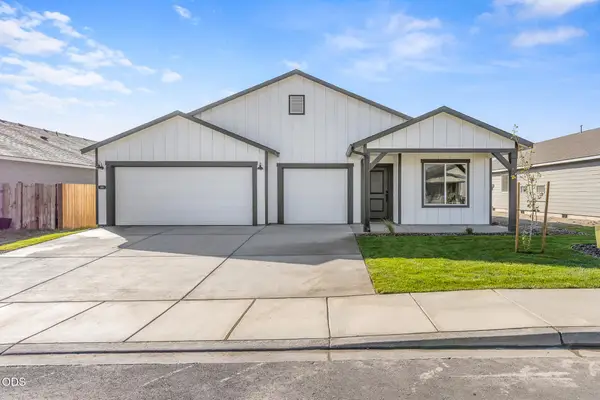 1188 NW Fairway Road #147, Madras, OR 97741