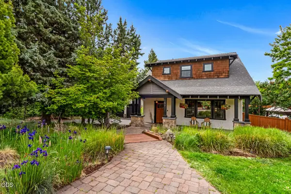 157 NW Black Hawk Avenue, Bend, OR 97703