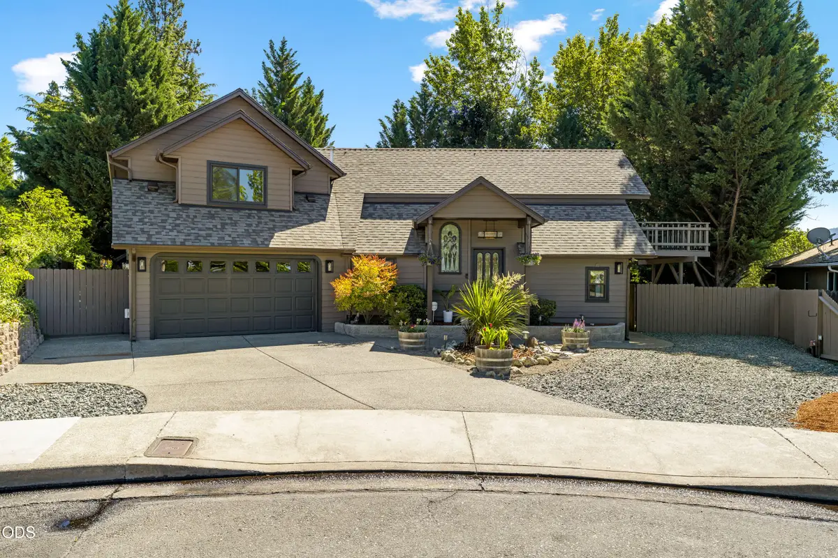 104 NW Dawnhill Court, Grants Pass, OR 97526 - #1