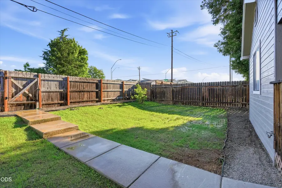 1908 Cunningham Avenue, Medford, OR 97501 - #3