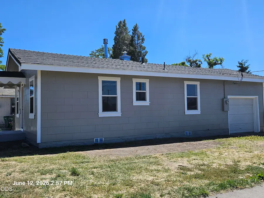 1008 Owens Street, Klamath Falls, OR 97601 - #2