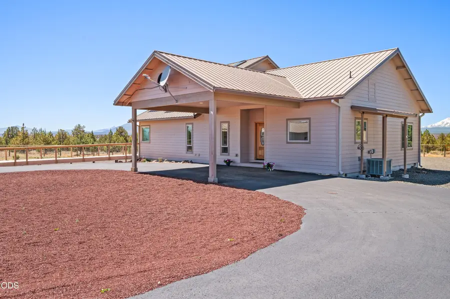 11248 SW Peninsula Drive, Terrebonne, OR 97760 - #2