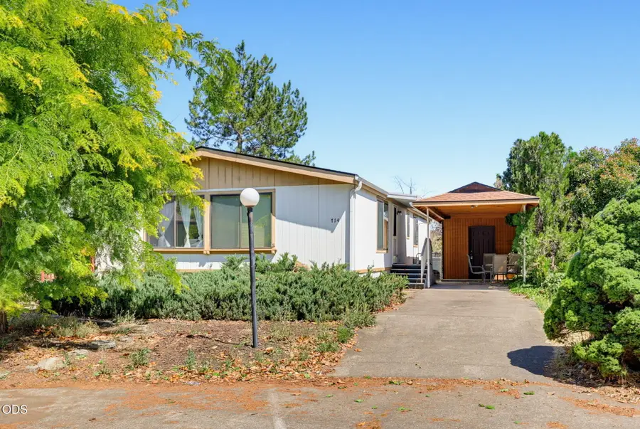 714 Mindy Sue, Medford, OR 97501 - #3