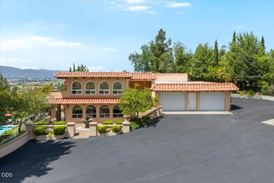 3752 Devils Garden Road, Medford, OR 97504 - #2