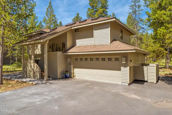 57691 Splitrock Lane #Lot 9, Bend, OR 97707