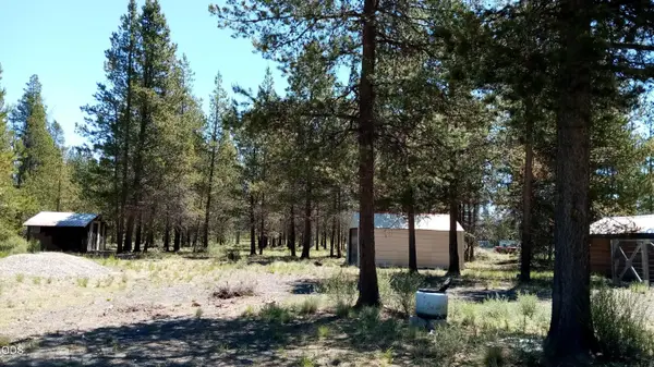 52798 Murry Drive, La Pine, OR 97739