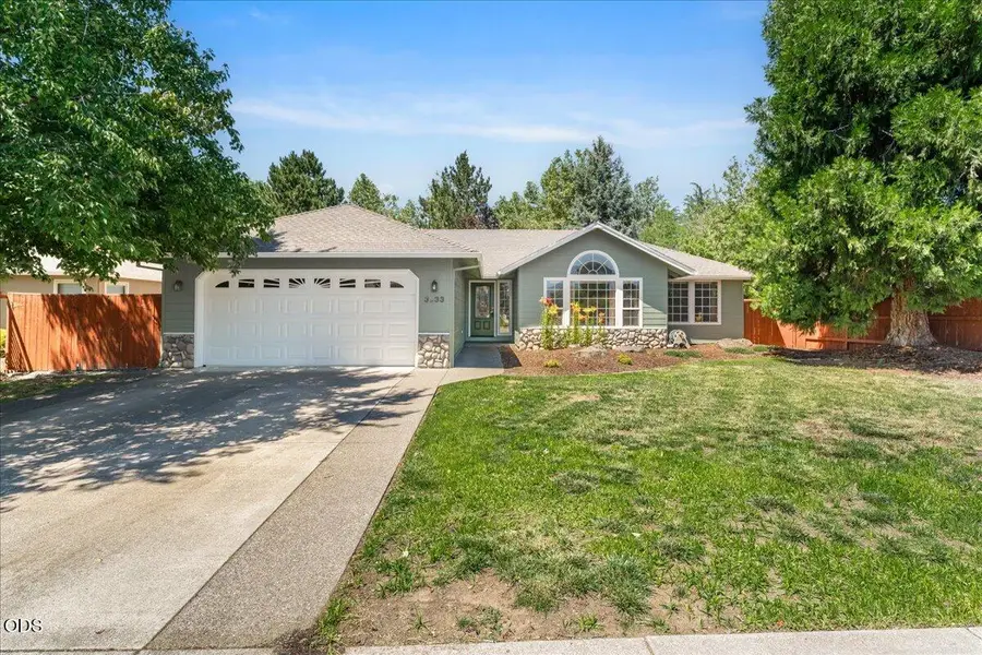 3533 Alderwood Drive, Medford, OR 97504 - #2