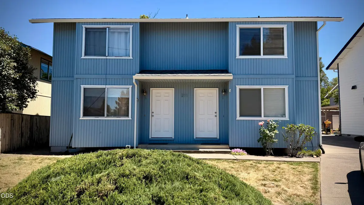 241 W Bolz Road, Phoenix, OR 97535 - #1