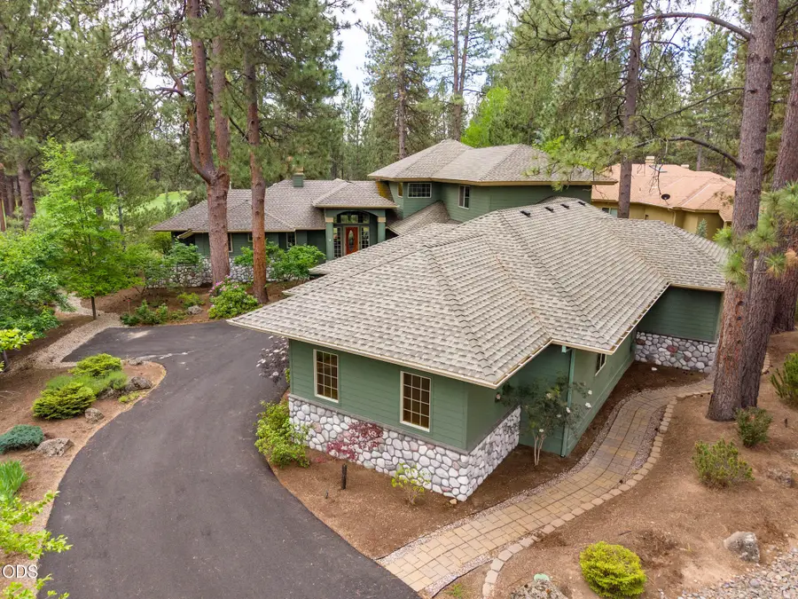 60621 Golf Village Loop, Bend, OR 97702 - #2
