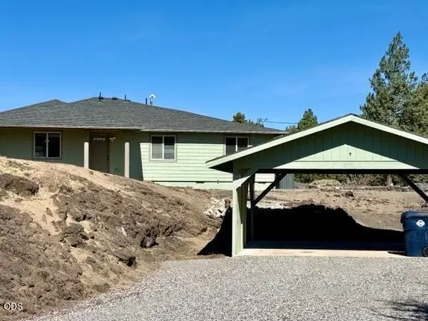 4500 NW 52nd Street, Redmond, OR 97756
