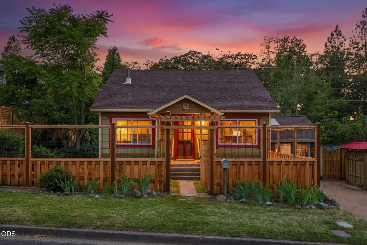 75 Dewey Street, Ashland, OR 97520 - #1