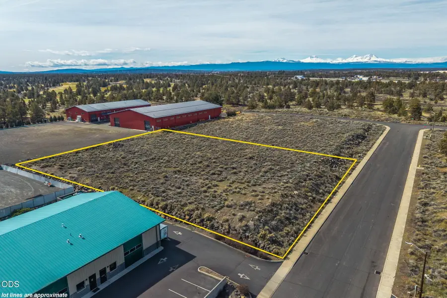 2200 SW Deerhound Avenue, Redmond, OR 97756 - #3
