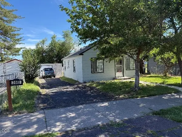 2440 Darrow Avenue, Klamath Falls, OR 97601