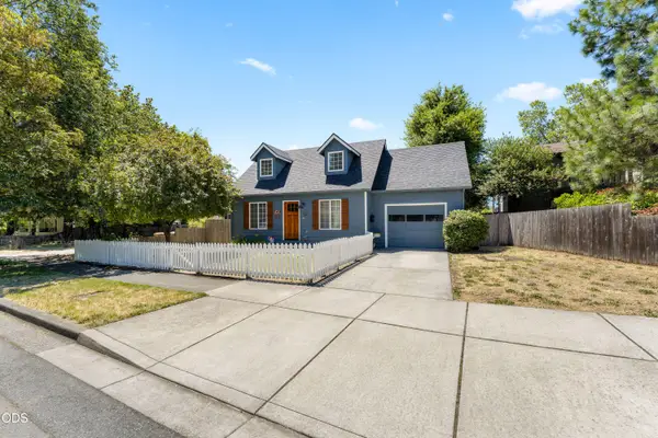 533 NW D Street, Grants Pass, OR 97526