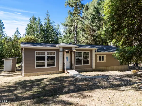 351 Board Shanty Road, Grants Pass, OR 97527