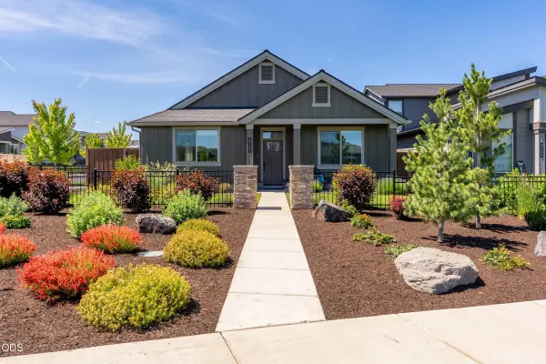 3741 NE Petrosa Avenue, Bend, OR 97701