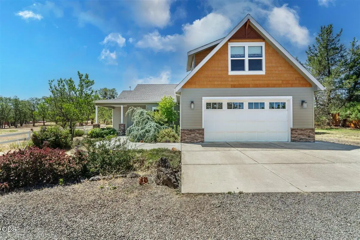 1712 Stevens Road, Eagle Point, OR 97524 - #1