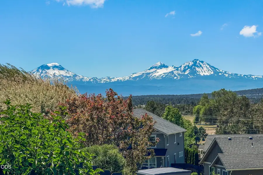 4431 SW Salmon Place, Redmond, OR 97756 - #2