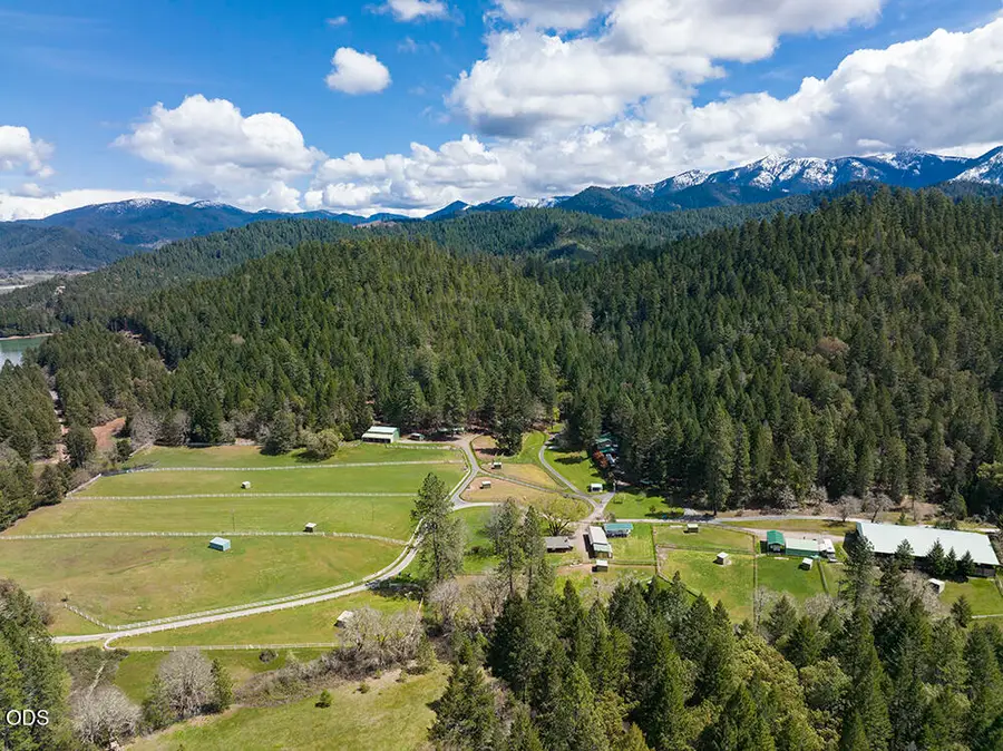 910 Reeves Creek Road, Selma, OR 97538 - #3