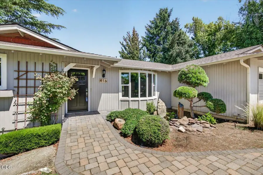 416 Piccadilly Circle, Medford, OR 97504 - #2