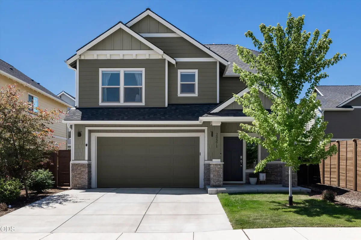 20571 Rolen Avenue, Bend, OR 97702 - #1