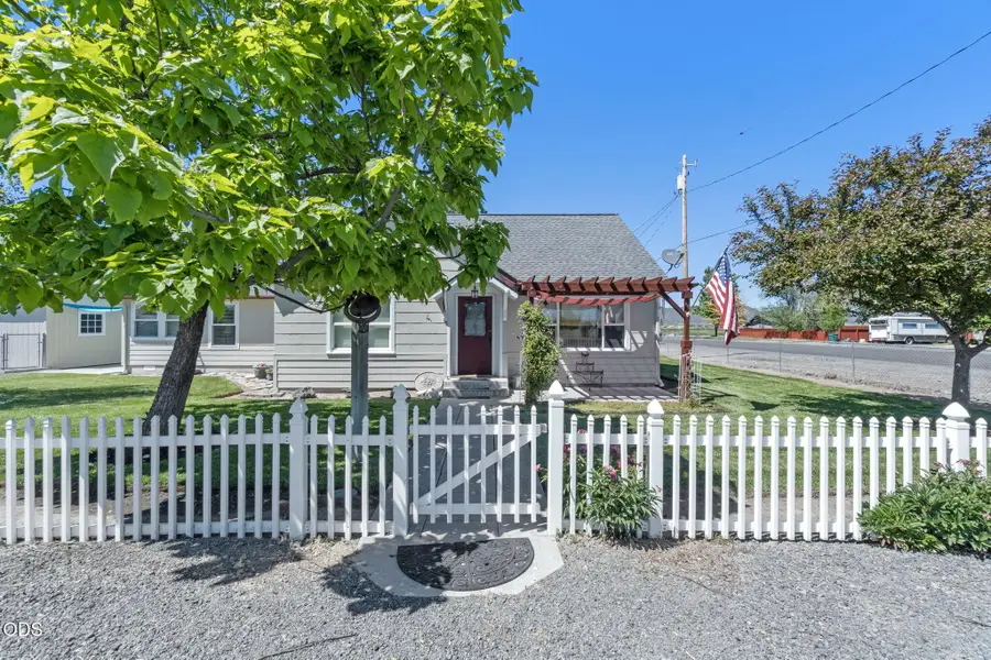 540 E 2nd Street, Merrill, OR 97633 - #2