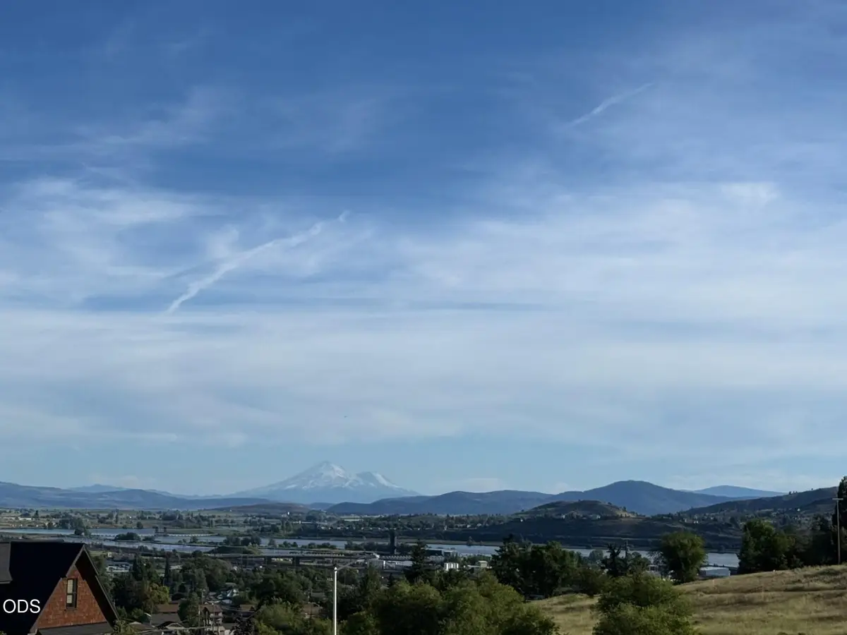 551 Bella Vista Loop, Klamath Falls, OR 97601 - #1