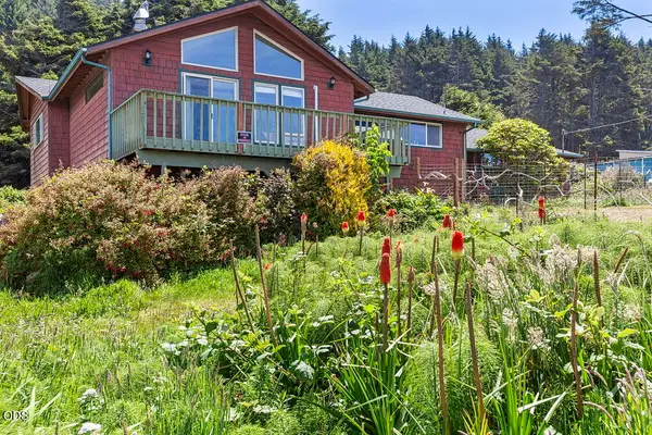 95489 Highway 101 S, Yachats, OR 97498