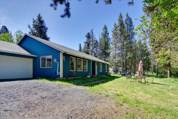 16801 Gross Drive, Bend, OR 97707