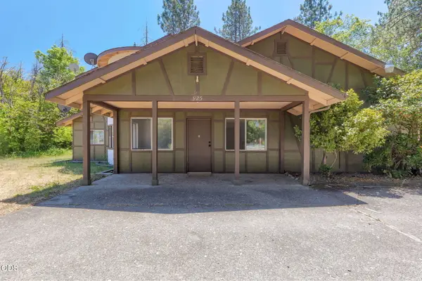 925 Meadow View Drive, Williams, OR 97544