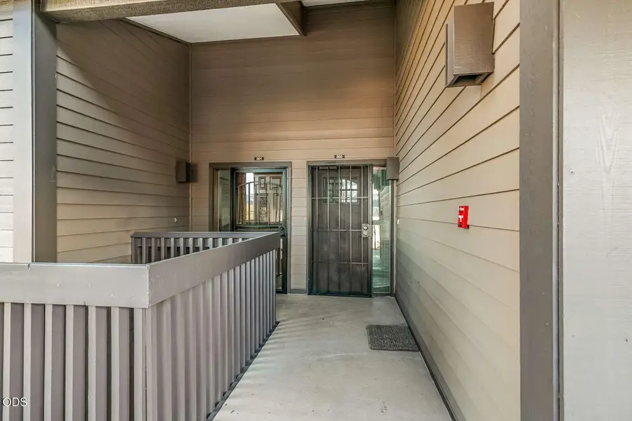 115 Rogue River Highway #APT 302, Grants Pass, OR 97527 - #3