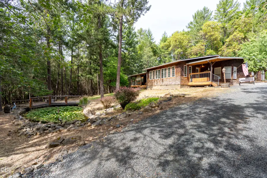 271 Highwood, Grants Pass, OR 97527 - #2