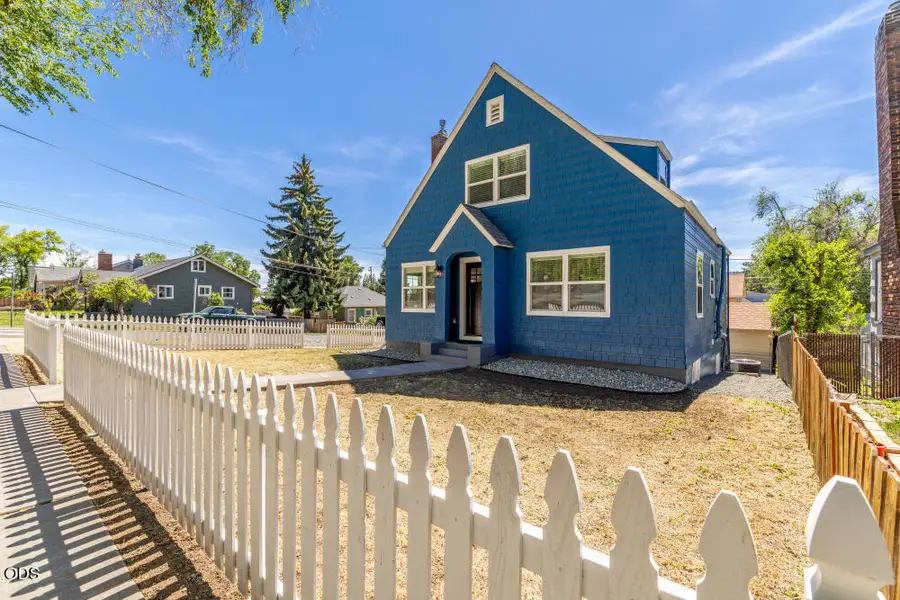 900 N Eldorado Avenue, Klamath Falls, OR 97601 - #3