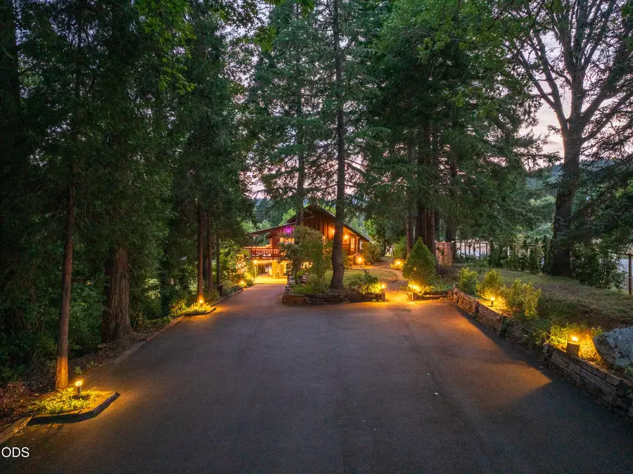 8489 Redwood Highway, Wilderville, OR 97543 - #3