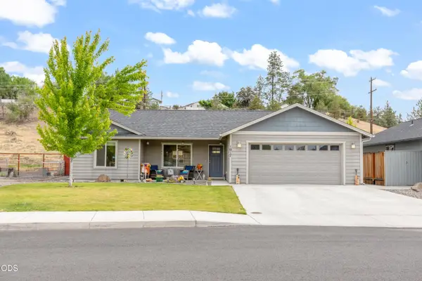 1017 NE Crista Court, Prineville, OR 97754
